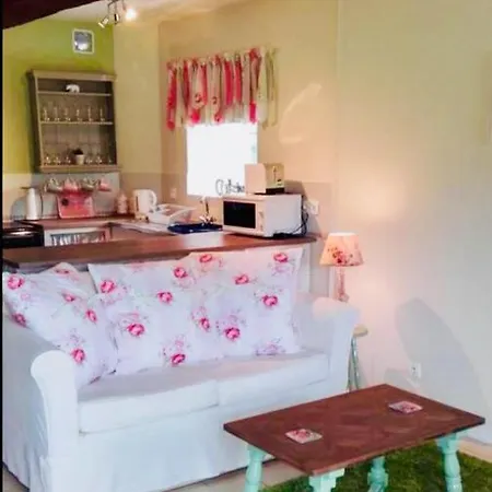 Maison Mai Or La Petite Maison Mai Or La Petite Grange Or Three Hébergement de vacances La Chapelle-Urée