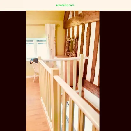 בית נופש Maison Mai Or La Petite Maison Mai Or La Petite Grange Or Three La Chapelle-Urée