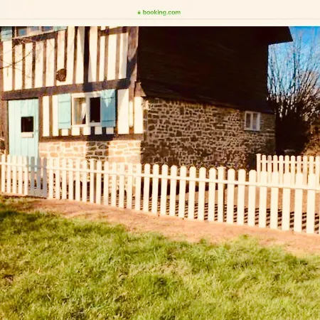 Maison Mai Or La Petite Maison Mai Or La Petite Grange Or Three Hébergement de vacances La Chapelle-Urée