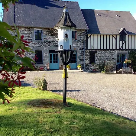 Dom wakacyjny Maison Mai Or La Petite Maison Mai Or La Petite Grange Or Three *
