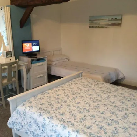 Hébergement de vacances Maison Mai Or La Petite Maison Mai Or La Petite Grange Or Three La Chapelle-Urée