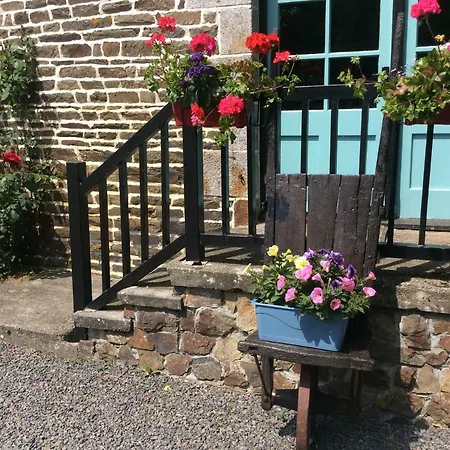 Maison Mai Or La Petite Maison Mai Or La Petite Grange Or Three * La Chapelle-Urée