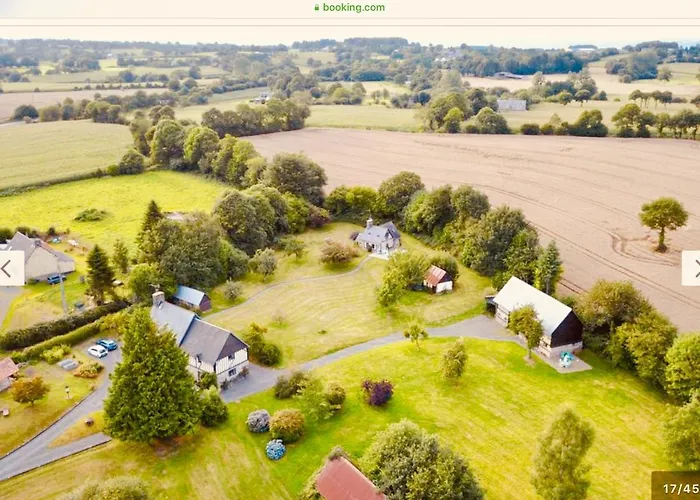 Maison Mai Or La Petite Maison Mai Or La Petite Grange Or Three La Chapelle-Urée